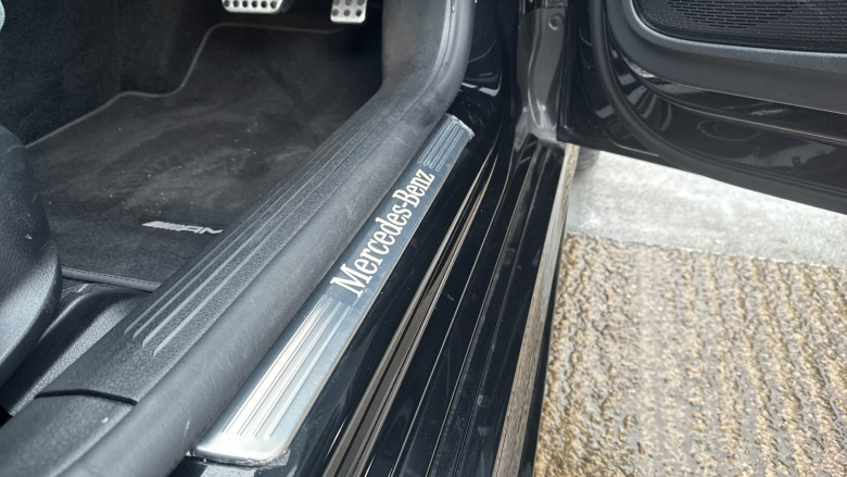 Mercedes-Benz CLA 250e AMG Line Premium 5dr Tip Auto Estate